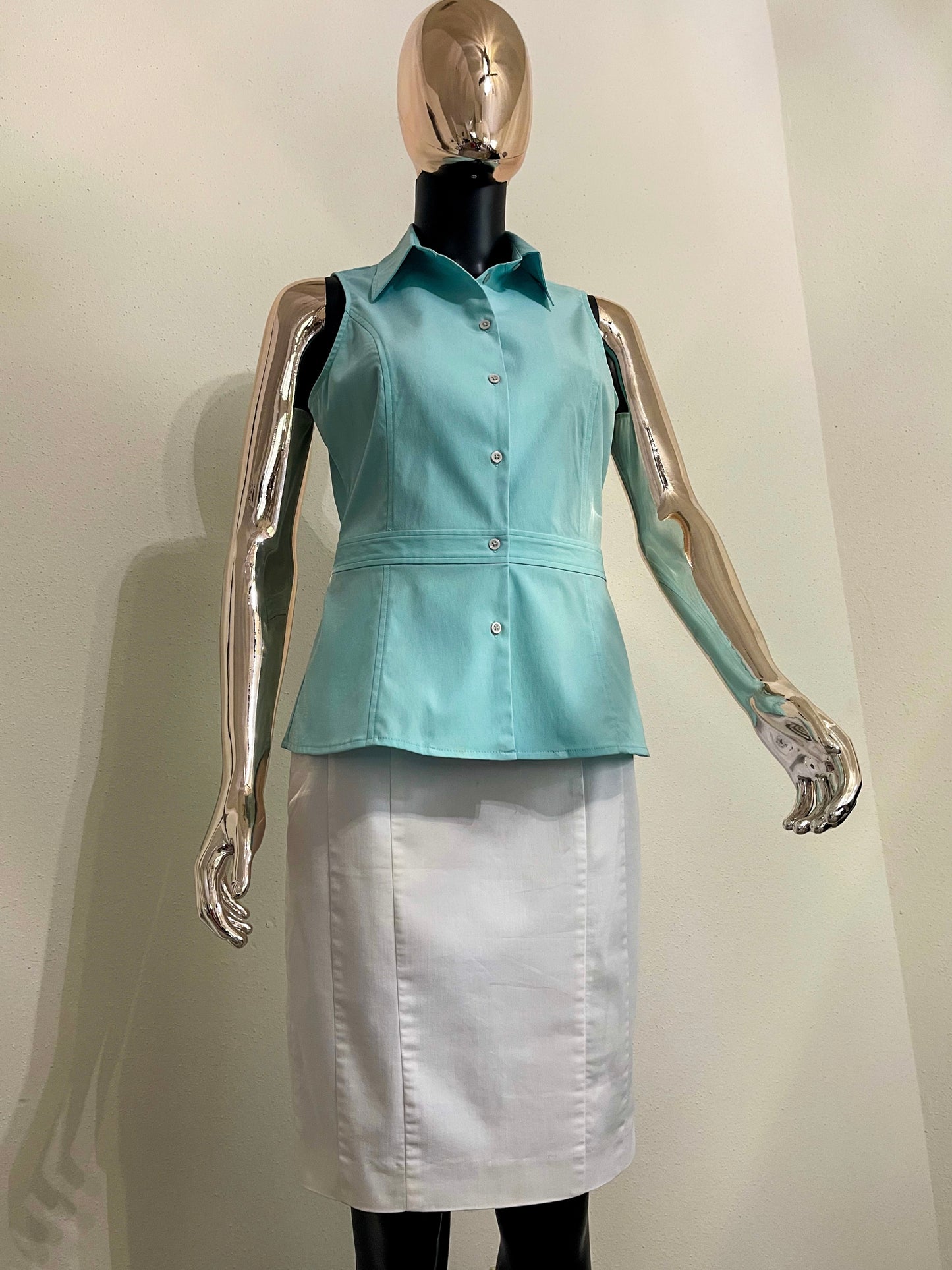 Express Stretch - Women’s Baby Blue Sleeveless Blouse - Size (Small - S )