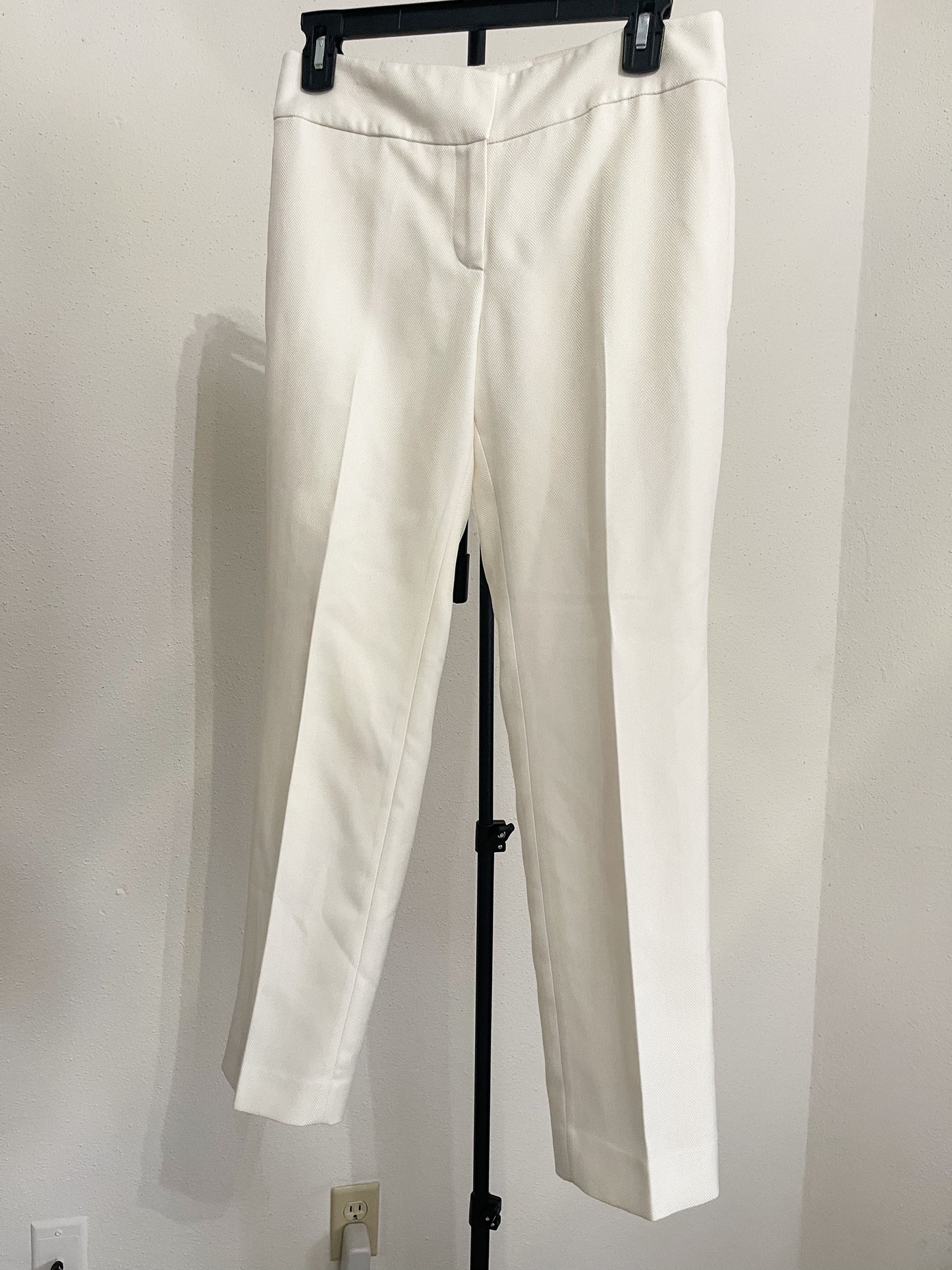 KASPER - Women’s White Pants - Size (6P - Small)