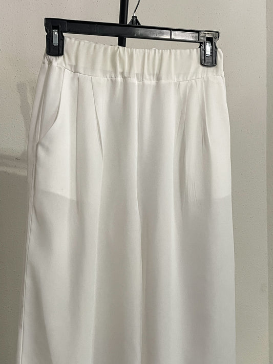 Wide Leg - Women’s White Pants - Size (L)
