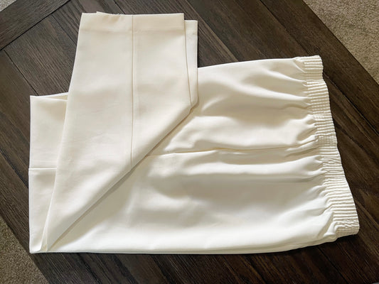 ALIA Petites - Women’s White Pants - Size (8P)