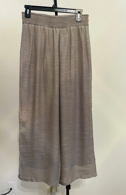 APT.9 - Women’s Beige Pants - Size (M)