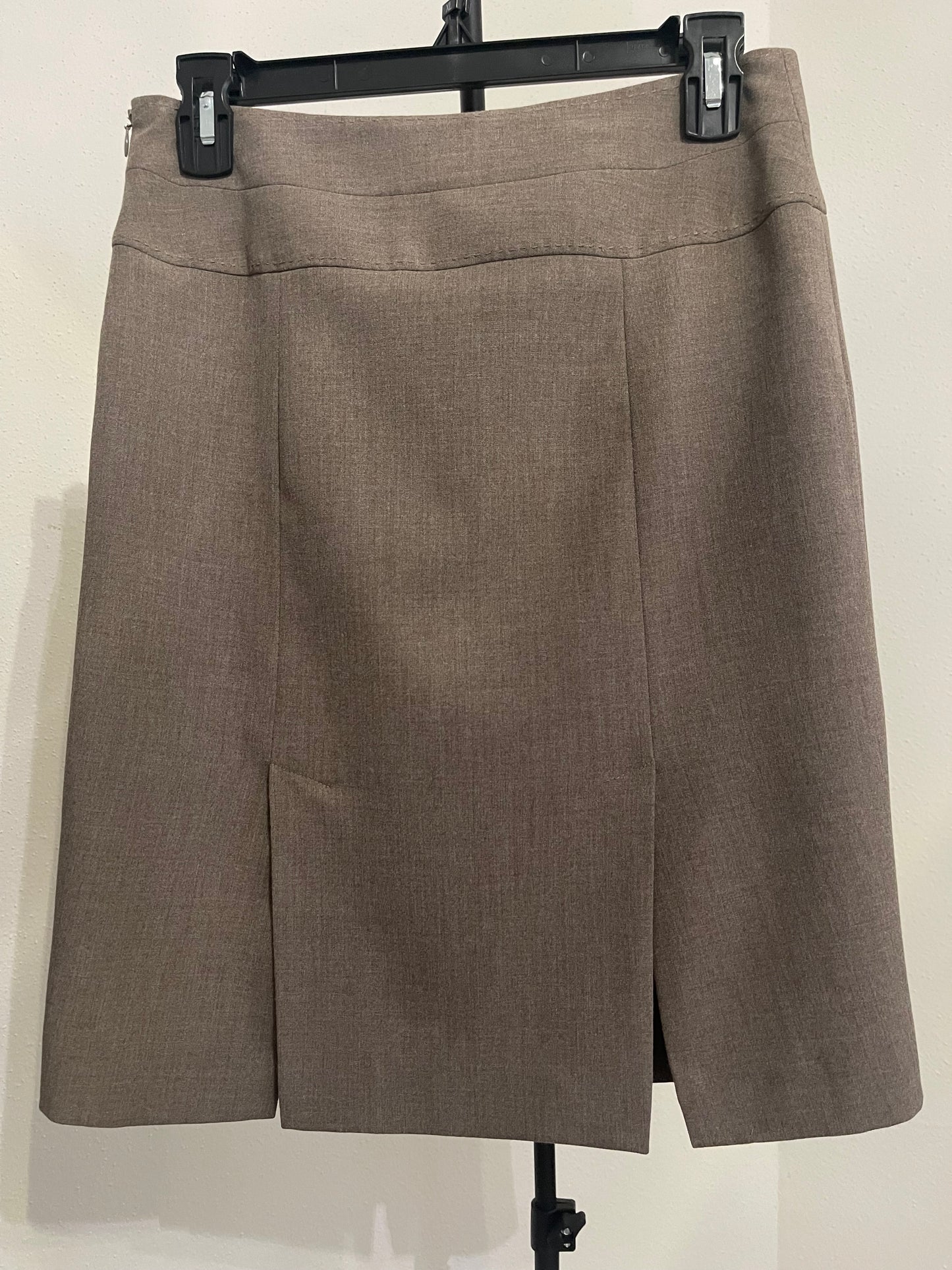 The Limited- Women’s Knit Pencil Skirt - Size (2)