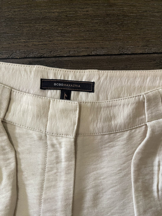BCBG Maxazria - Women’s Beige Short - Size (06)