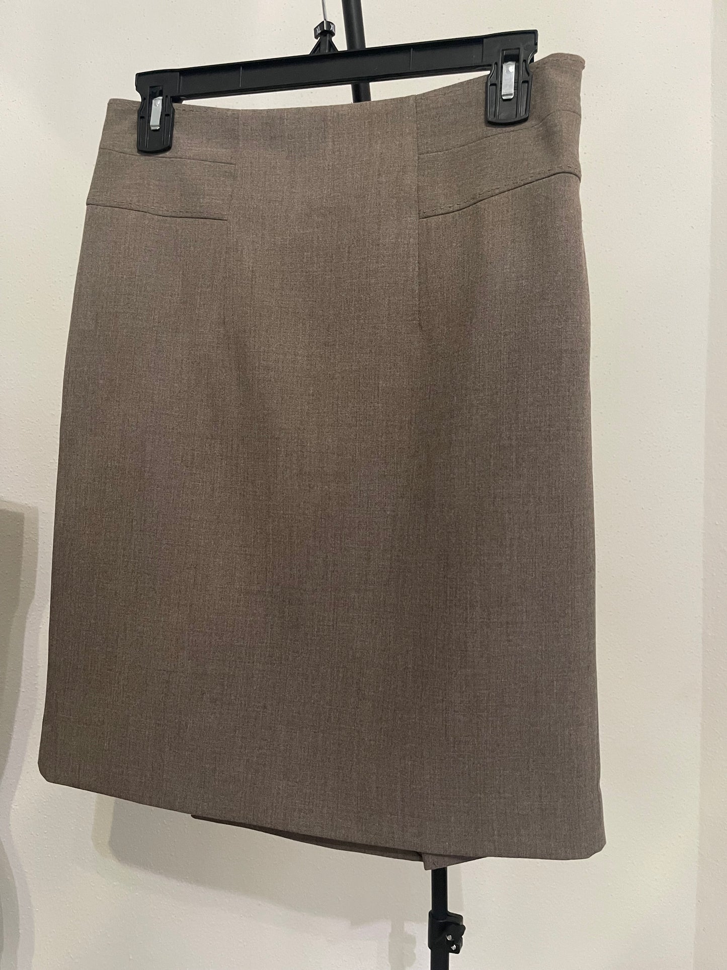 The Limited- Women’s Knit Pencil Skirt - Size (2)
